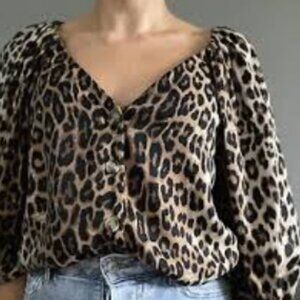 H&M Womens Leopard animal Print Top Blouse Size XL